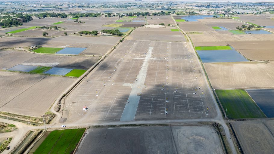 ¡Lotes Estratégicos en Lambayeque! Invierte en la Zona de Mayor Valorización - Foto 2